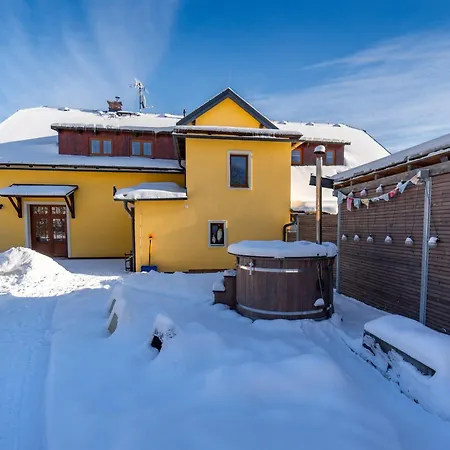 Apartment Rodinne U Stastnych
